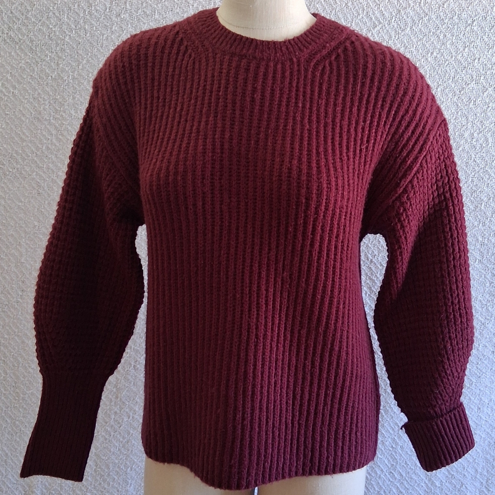 Republic Medium Burgandy Sweater